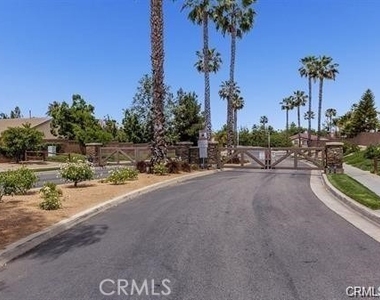 17231 Greentree Drive - Photo Thumbnail 49