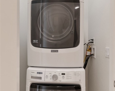 5750 Acacia Lane - Photo Thumbnail 25