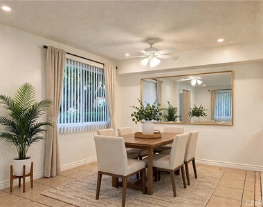 1146 E Lexington - Photo Thumbnail 23