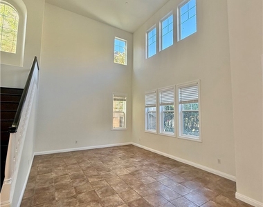 16 Foxtail Court - Photo Thumbnail 3