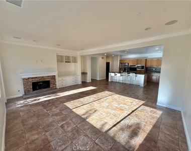 16 Foxtail Court - Photo Thumbnail 24