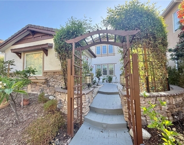 16 Foxtail Court - Photo Thumbnail 1