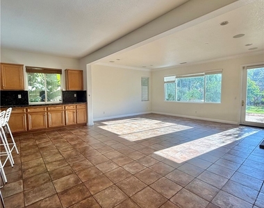 16 Foxtail Court - Photo Thumbnail 23