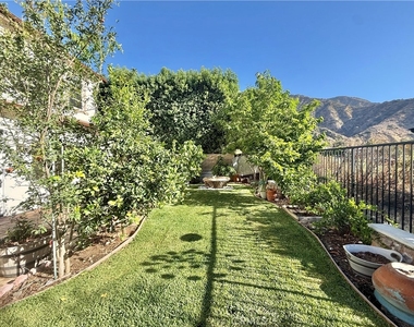 16 Foxtail Court - Photo Thumbnail 40