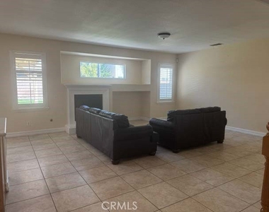 13884 Oak Tree - Photo Thumbnail 8