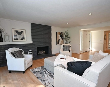597 Saint George Rd - Photo Thumbnail 7