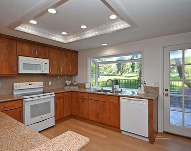 597 Saint George Rd - Photo Thumbnail 3