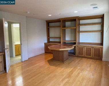 171 Shadowhill Cir - Photo Thumbnail 21