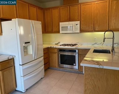 171 Shadowhill Cir - Photo Thumbnail 9