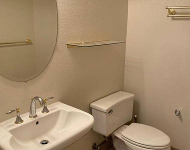 171 Shadowhill Cir - Photo Thumbnail 7