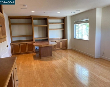 171 Shadowhill Cir - Photo Thumbnail 24