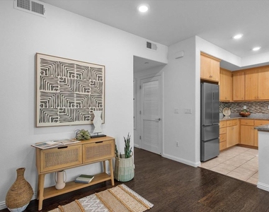 2071 Mahuron Cir - Photo Thumbnail 4