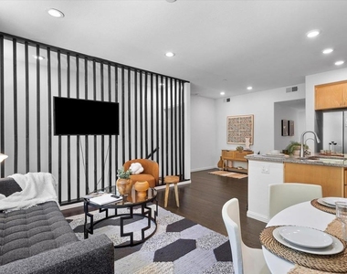 2071 Mahuron Cir - Photo Thumbnail 6