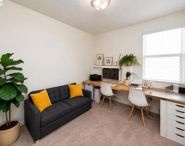 21236 Grapevine Dr - Photo Thumbnail 8