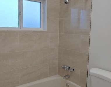 5419 Harold Way - Photo Thumbnail 21