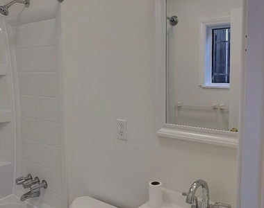 5419 Harold Way - Photo Thumbnail 17