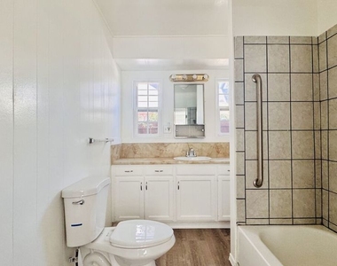 230 Branch Street - Photo Thumbnail 12