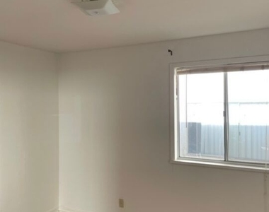 5419 Harold Way - Photo Thumbnail 20