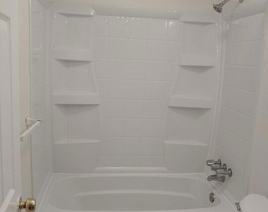 5419 Harold Way - Photo Thumbnail 34