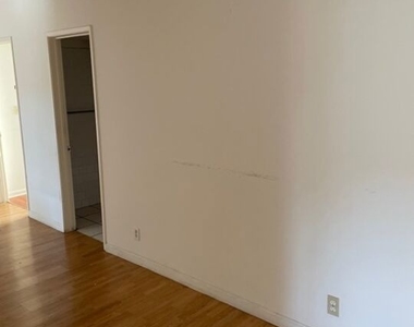 5419 Harold Way - Photo Thumbnail 23
