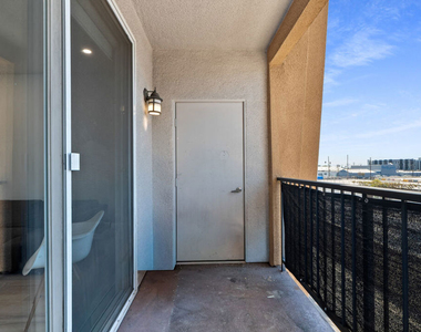 360 W Avenue 26 - Photo Thumbnail 35