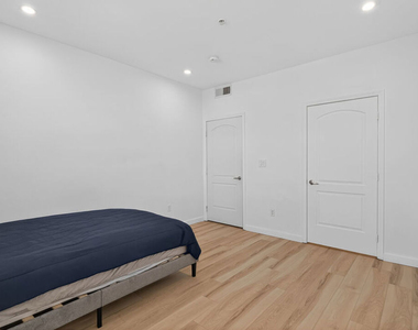 360 W Avenue 26 - Photo Thumbnail 22