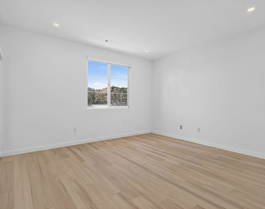 360 W Avenue 26 - Photo Thumbnail 26