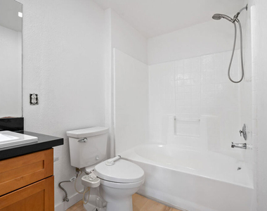 360 W Avenue 26 - Photo Thumbnail 31