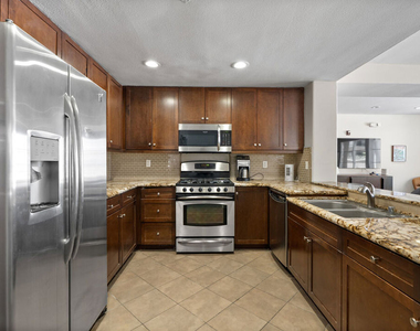 360 W Avenue 26 - Photo Thumbnail 40
