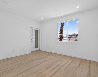 360 W Avenue 26 - Photo Thumbnail 29
