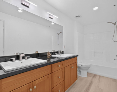 360 W Avenue 26 - Photo Thumbnail 30