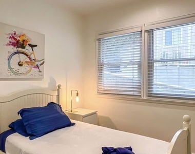 2117 Duane Street - Photo Thumbnail 17