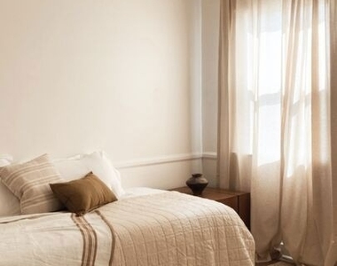 1146 S Mullen Avenue - Photo Thumbnail 40