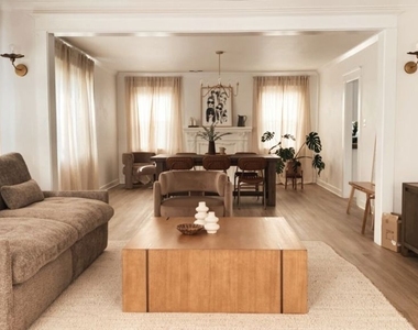 1146 S Mullen Avenue - Photo Thumbnail 8
