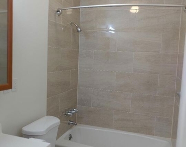 5419 Harold Way - Photo Thumbnail 6