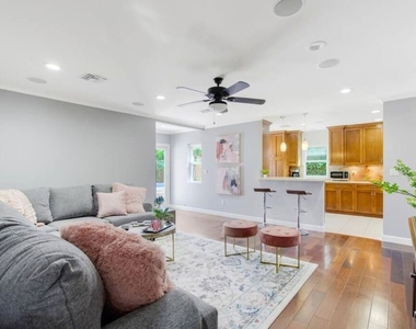 4240 Matilija Avenue - Photo Thumbnail 11