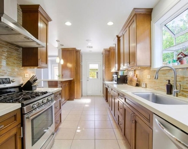4240 Matilija Avenue - Photo Thumbnail 2