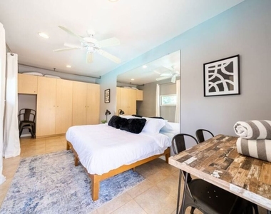 4240 Matilija Avenue - Photo Thumbnail 32