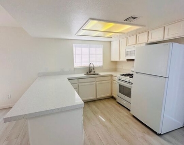 32389 Whispering Palms Trail - Photo Thumbnail 15