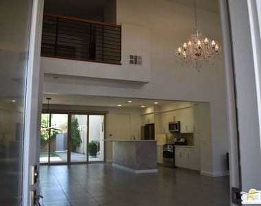 938 Oceo Circle - Photo Thumbnail 2