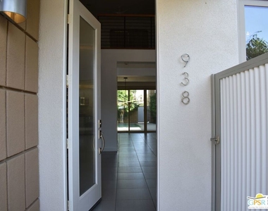 938 Oceo Circle - Photo Thumbnail 1
