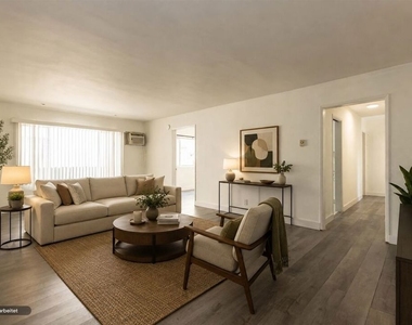912 Hilldale Avenue - Photo Thumbnail 2