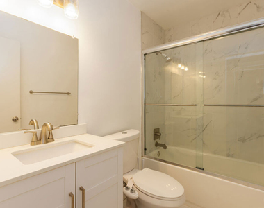 912 Hilldale Avenue - Photo Thumbnail 13