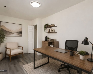 912 Hilldale Avenue - Photo Thumbnail 6