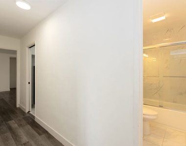 912 Hilldale Avenue - Photo Thumbnail 11
