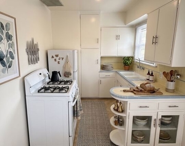 1789 Marvin Avenue - Photo Thumbnail 2