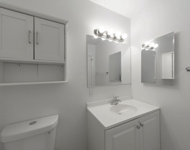 820 Pier Avenue - Photo Thumbnail 4