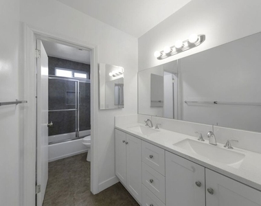 820 Pier Avenue - Photo Thumbnail 13