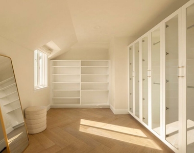 9105 Cordell Drive - Photo Thumbnail 17