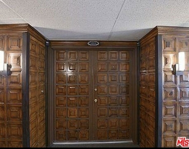 10535 Wilshire Boulevard - Photo Thumbnail 3